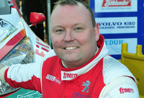 Det er en fantastisk julegave at få lov at måle sig op imod sportens absolutte topkørere, siger Brian Madsen, der er inviteret til Bologna Motor Show af Pirelli og Friulmotor i Italien.
(Foto: Michael Eisenberg)